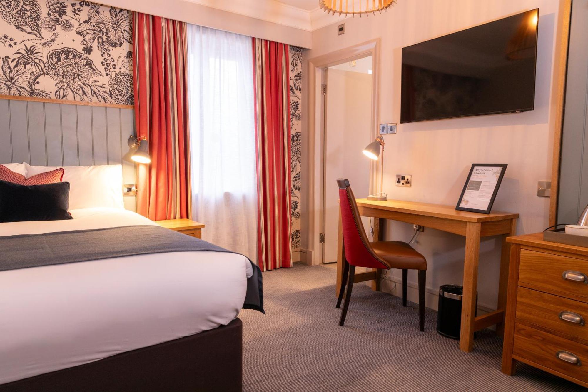 Greswolde Arms By Chef & Brewer Collection Hotel โซลิฮัล ภายนอก รูปภาพ